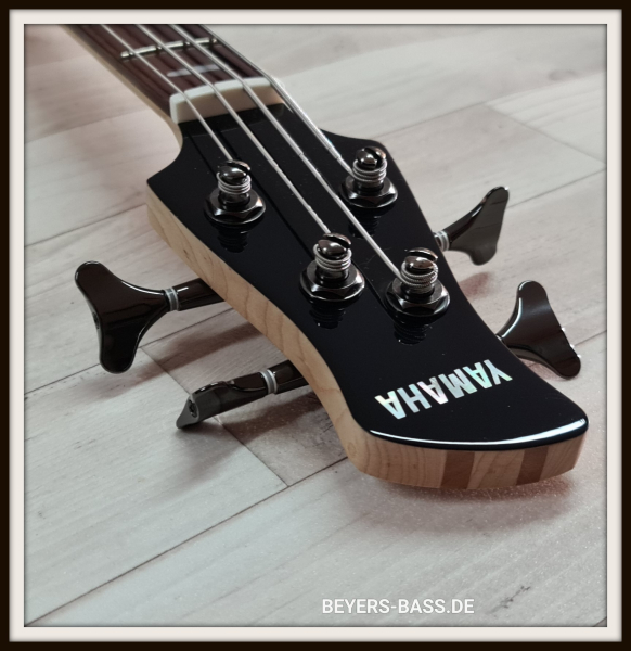 Yamaha TRB 1004 J Black